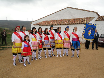 EL DANCE DE GRISEL EN LA ERMITA DE SAMANGOS (Foto: Emi Lapeña)